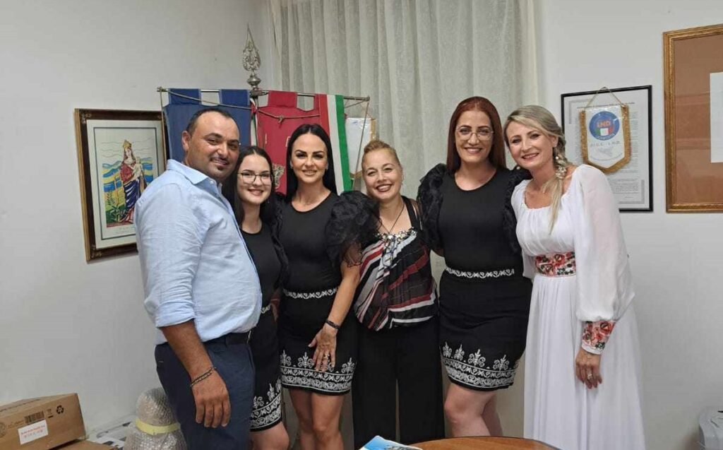 Cântec, joc și veselie la Delia-Sicilia