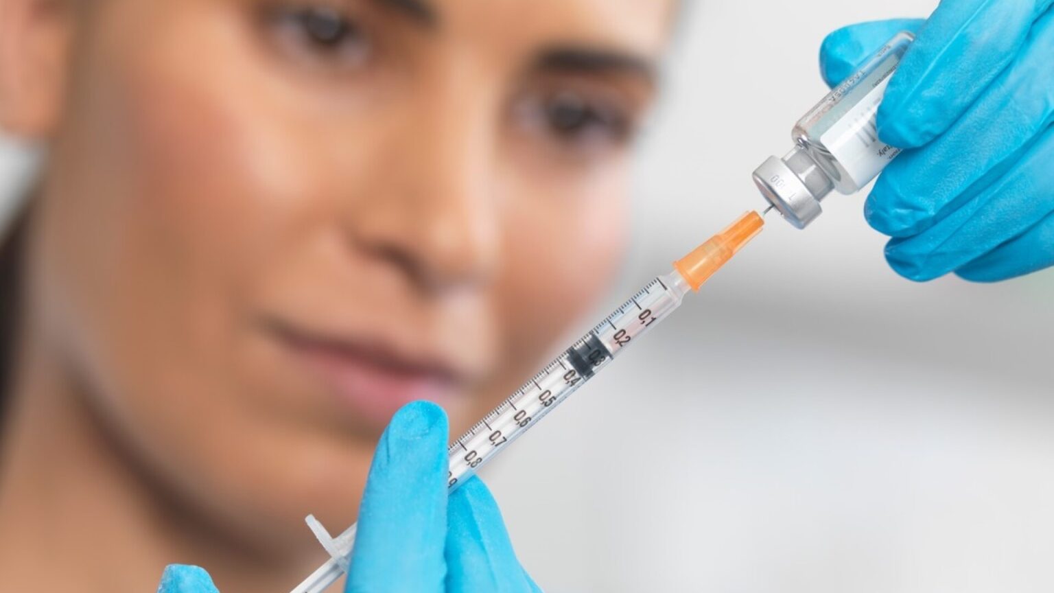 O femeie a murit în fața spitalului din Slatina, după ce medicii au trimis-o acasă pentru că nu are „nimic grav”