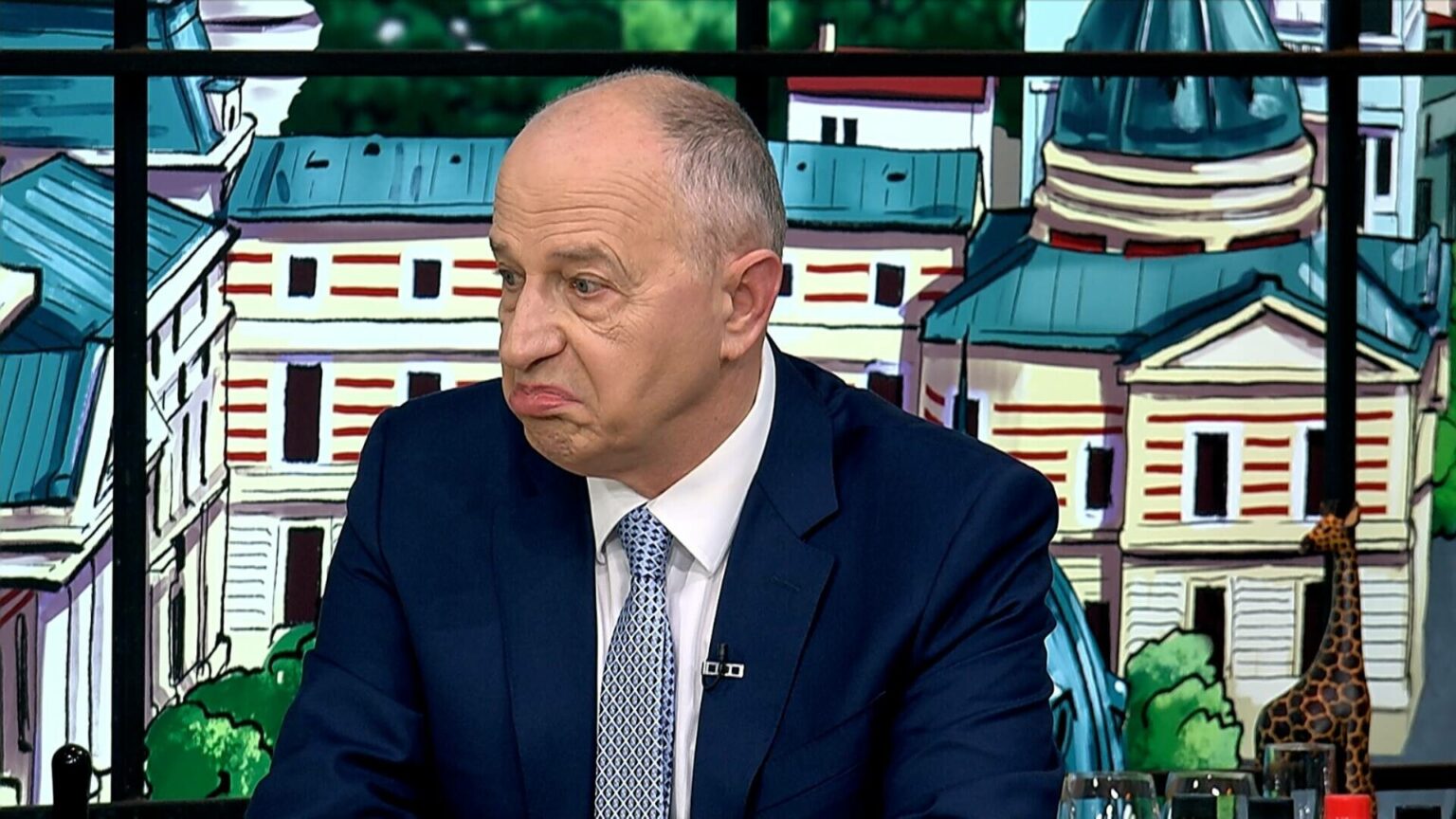 Mircea Geoană a avut două diagnostice greșite în România, dar un spital de stat din Bruxelles l-a salvat. Ce boală i-au găsit