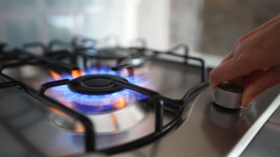 Scandal pe piața gazelor din Moldova: Tarifele explodează, iar Guvernul își calcă promisiunile