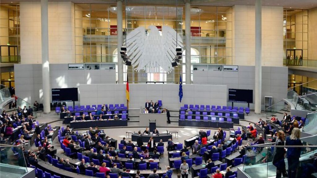 Criza politică în Germania: Bundestagul a fost dizolvat de președintele Steinmeier