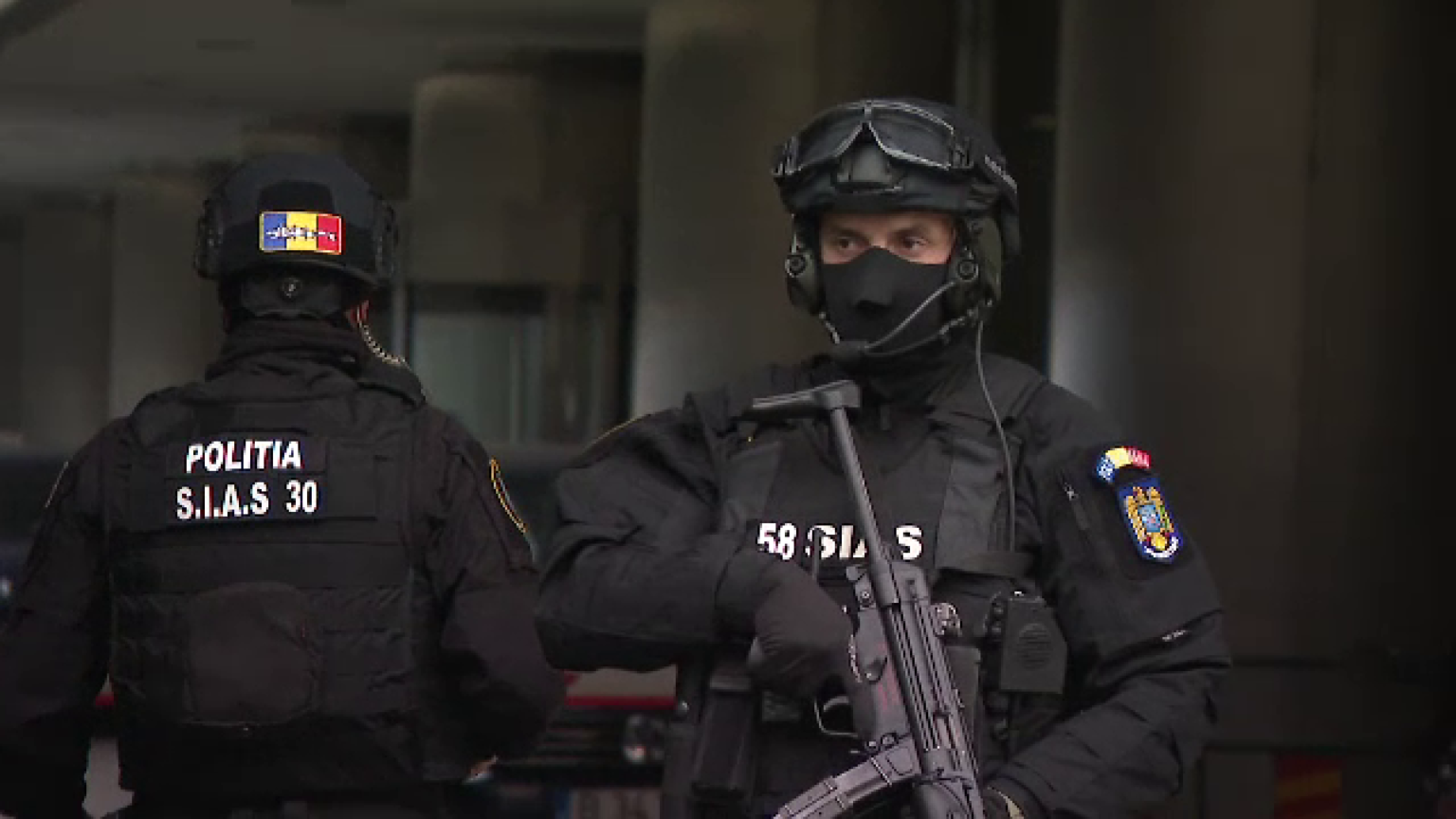 Cămătari din Târgoviște, percheziționați de polițiști. Pretindeau dobândă de 100%, sub amenințări