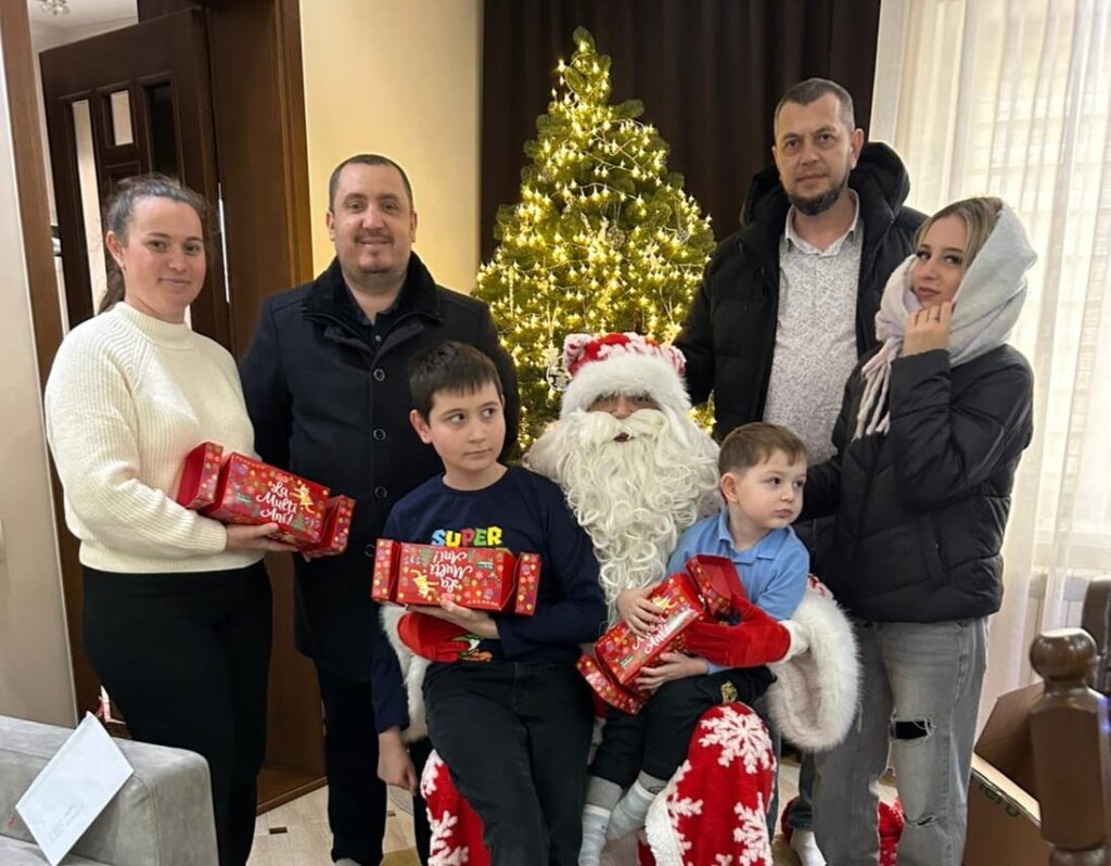 Un gest care contează: Viitorul Moldovei, alături de o familie cu copil cu autism, la Florești