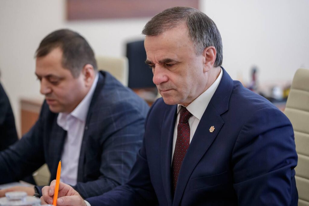 Intervenția decisivă a lui Vasile Tarlev a dus la retragerea unui proiect controversat din agenda Comisiei