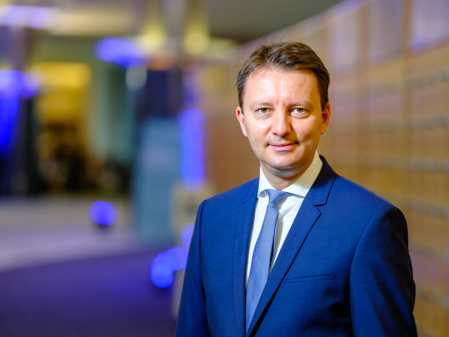 Liderul interimar al PNL Diaspora, Siegfried Mureșan, acuzat de promisiuni neîndeplinite: „După un an și jumătate nu s-a concretizat nimic”