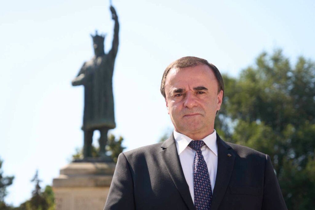 MOBILIZARE PENTRU O MAMĂ ȘI COPILUL EI: VASILE TARLEV ȘI ECHIPA «VIITORUL MOLDOVEI”, ALĂTURI DE MARTA DE LA PRIMUL APEL PÂNĂ LA PRELUAREA ÎNTR-UN CENTRU SPECIALIZAT!